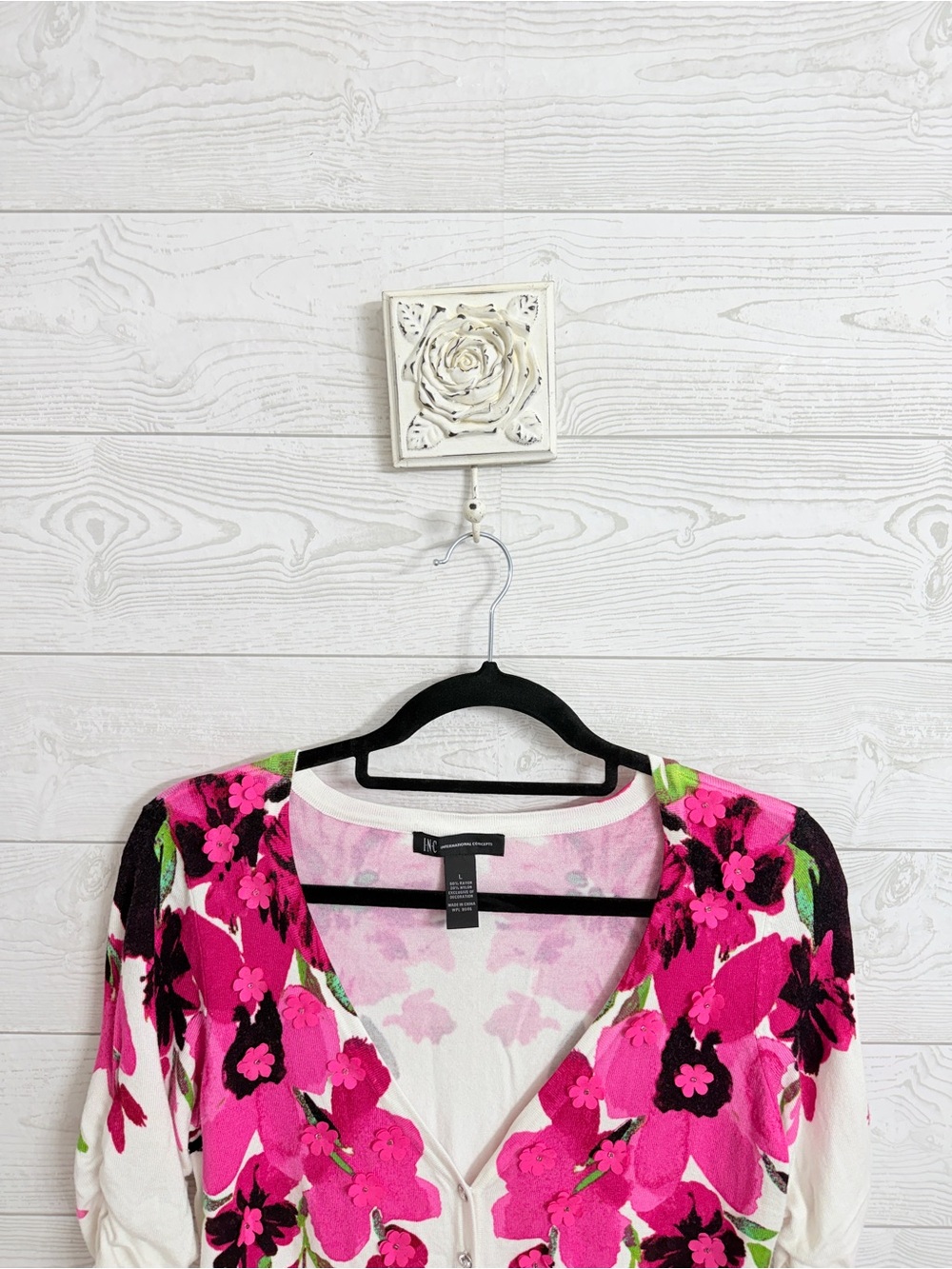 SINC International ConceptsWomen’s Brig Floral Pink V-Neck Cardigan Sweater. SIz - Picture 2 of 7